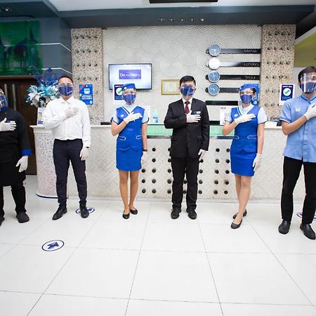 Hotel Dreamworld North Edsa Кесон-Сити Экстерьер фото