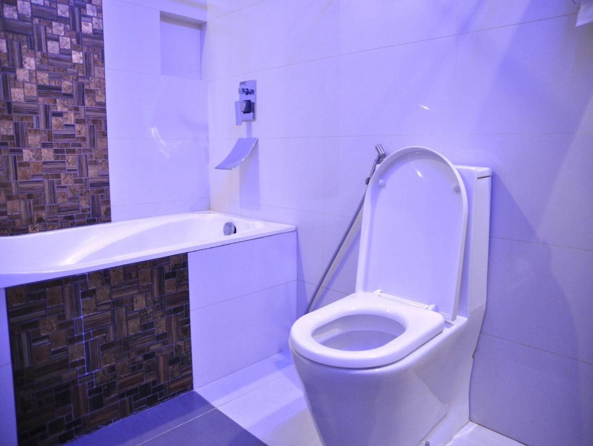 Hotel Dreamworld North Edsa Кесон-Сити Экстерьер фото